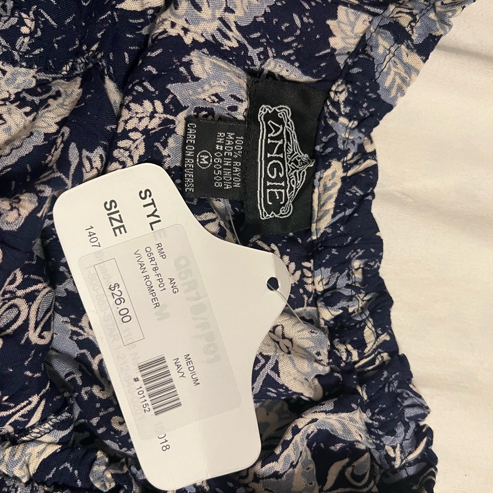 Angie Navy Floral Blouse with White Accents - Picture 6 of 6